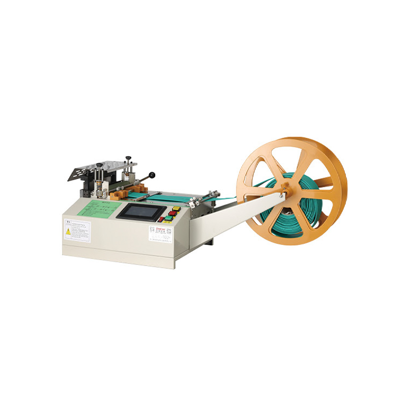 Automatic cutting machine for heat shrink tubing